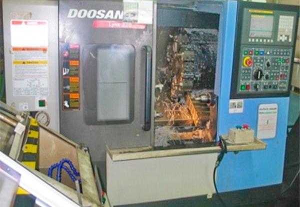 CNC Lathe Model : LYNX220B