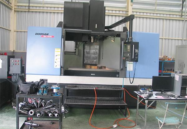 CNC Vertical Machining Center Model : MYNX 750/50